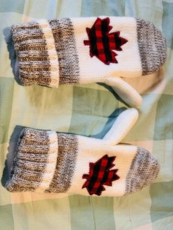 Wool - double layered Cute gloves
