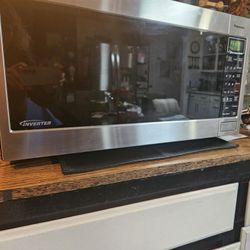 Panasonic  Microwave- $60  or Trade?
