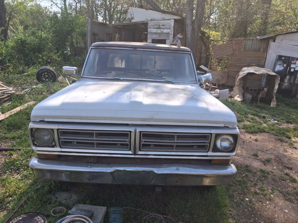 Ford 100 Sports Custom Short Bed 1971