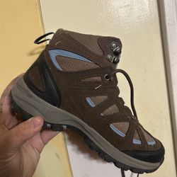 Women’s Hiking Boots Size 7 1/2