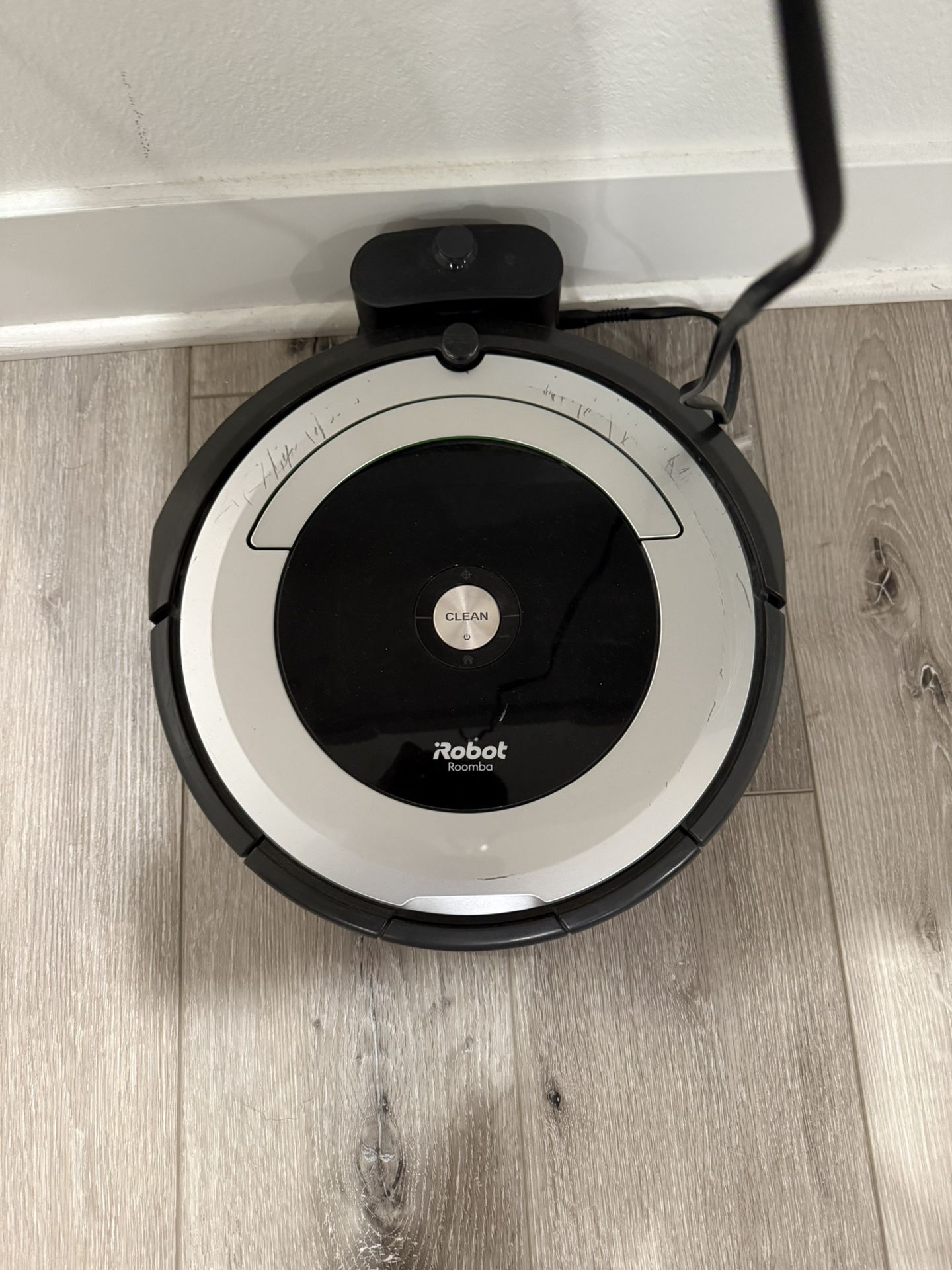 iRobot Roomba 690