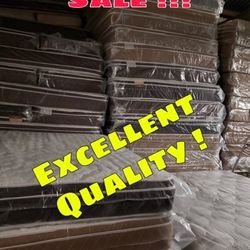 New QUEEN Plush Pillow Top 
