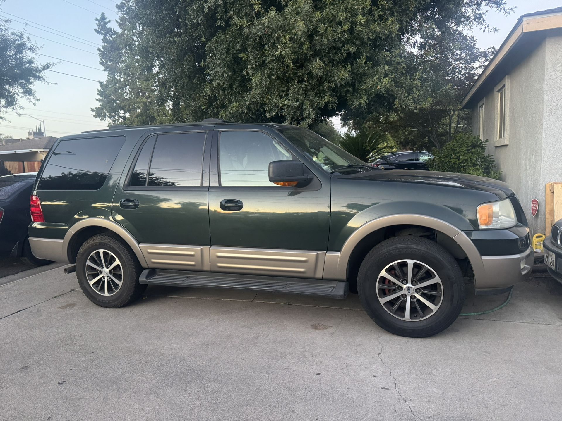 2004 Ford Expedition