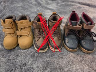 Toddler boys boots size 7