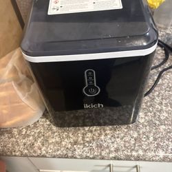 Ice Maker 