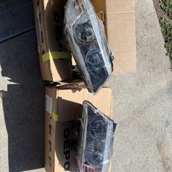 09-11 BMW headlights 