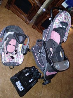 Baby trend travel system