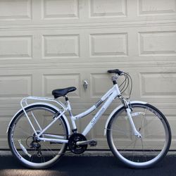 Schwinn Discover Women’s Hybrid Bicycle – 700c – 21-Speed – Aluminum Frame Commuter Bicycle