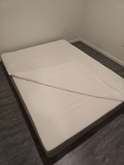IKEA HAUGESUND queen mattress