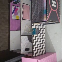 Lolz Doll house