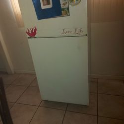 Refridgerator Works Great