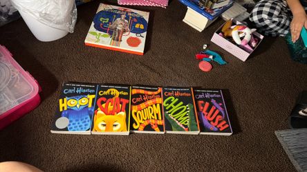 Series by Carl  Hiaasen