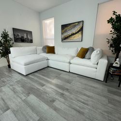 GRANT SECTIONAL COUCH NIXON WHITE - CITY FURNITURE - FREE DELIVERY 