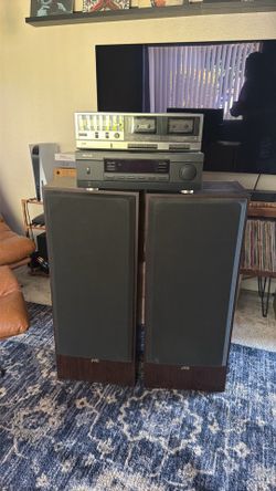 Combination JVC Cassette/Sherwood Amp & JVC Speakers