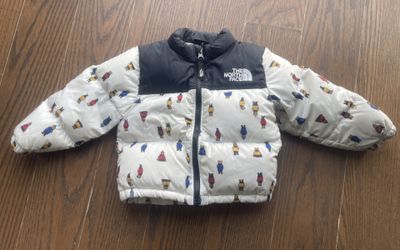 KiDS The North Face Puffer Jacket White Bear Print 18m