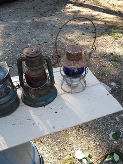 Vintage lanterns,one has shield, others Old with glas, need sell, down sizing