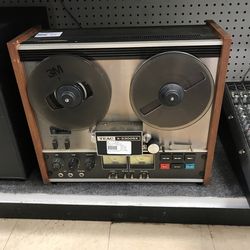 Reel To Reel Recorder TEAC A-2300SX
