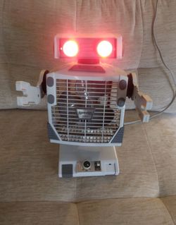 Vintage 1986 Robeson Robot Fan