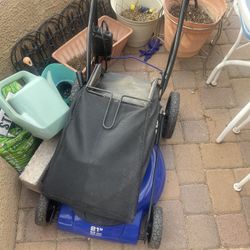 Lawnmower 
