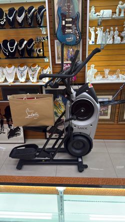 Bowflex Max Trainer M6 – Excellent Like-New Condition – Used Only 1 Month