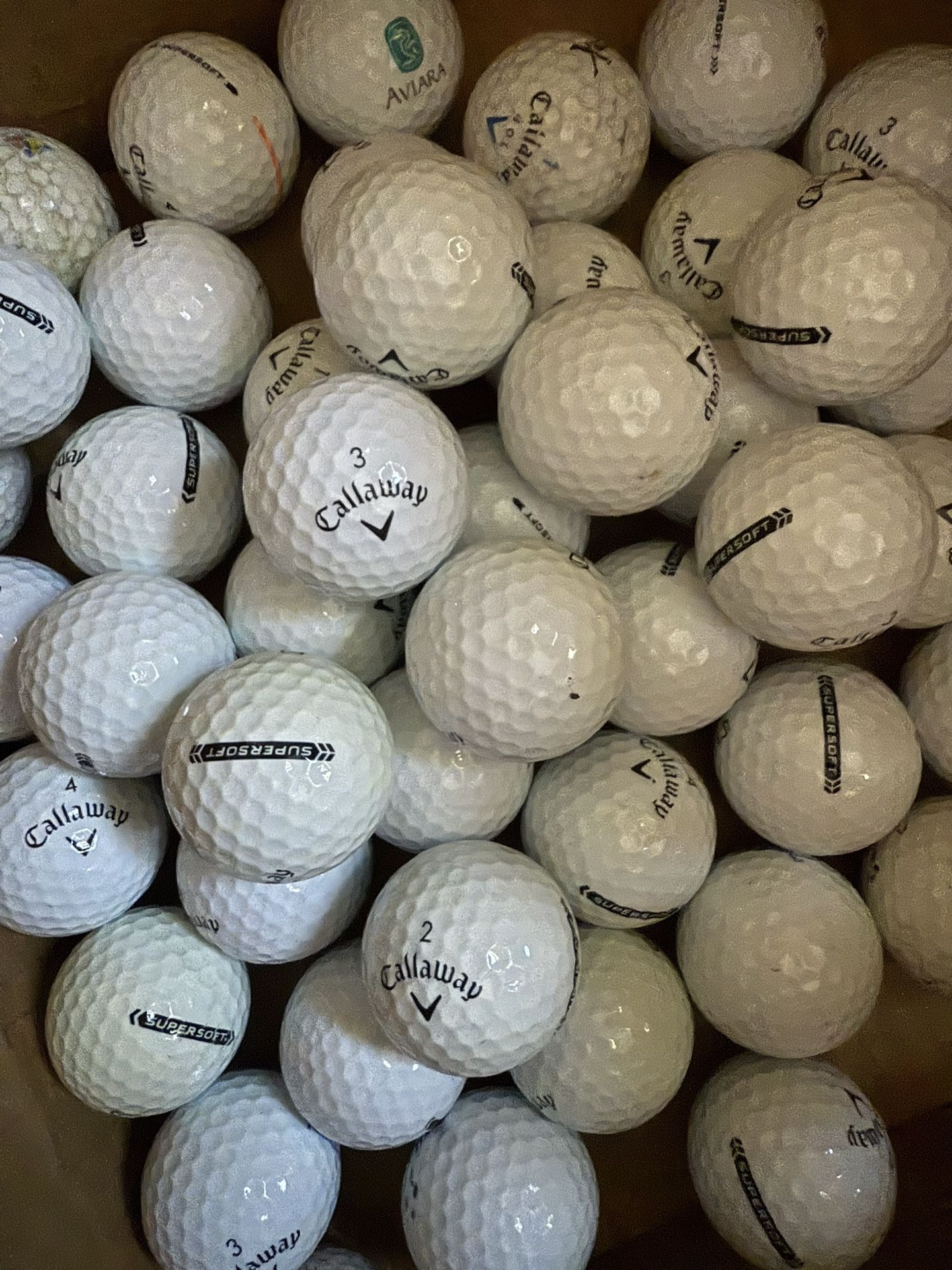 A Lots Of Golf balls