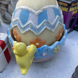 Set Easter Candle Holder And Candle 