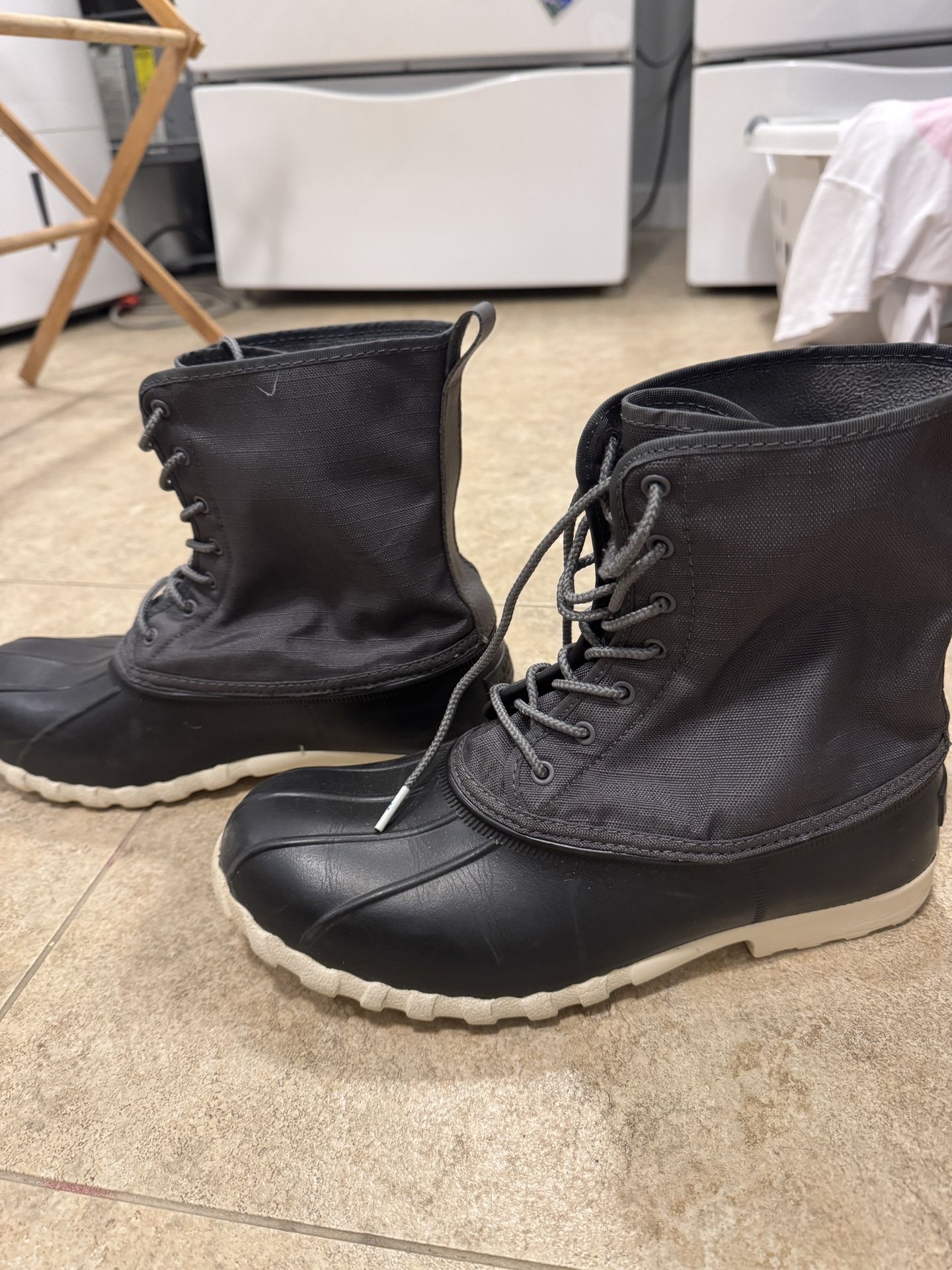 Men’s Native Rain boots