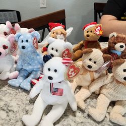 Plush Toys/Beanie Babies/ Teddy Bears! All 1 Price.  