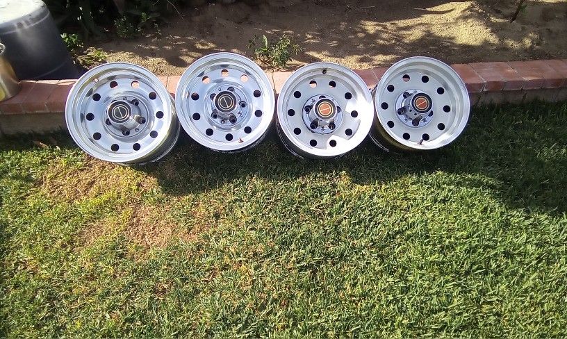92-96 Ford Bronco OR Trucks Rims 15x7.5 Parts 