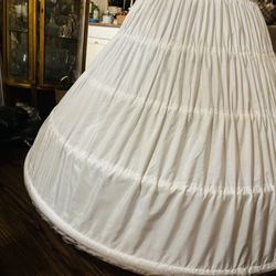 Crinolina De Moda 2000