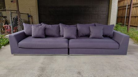 Ikea Couch [delivery available)