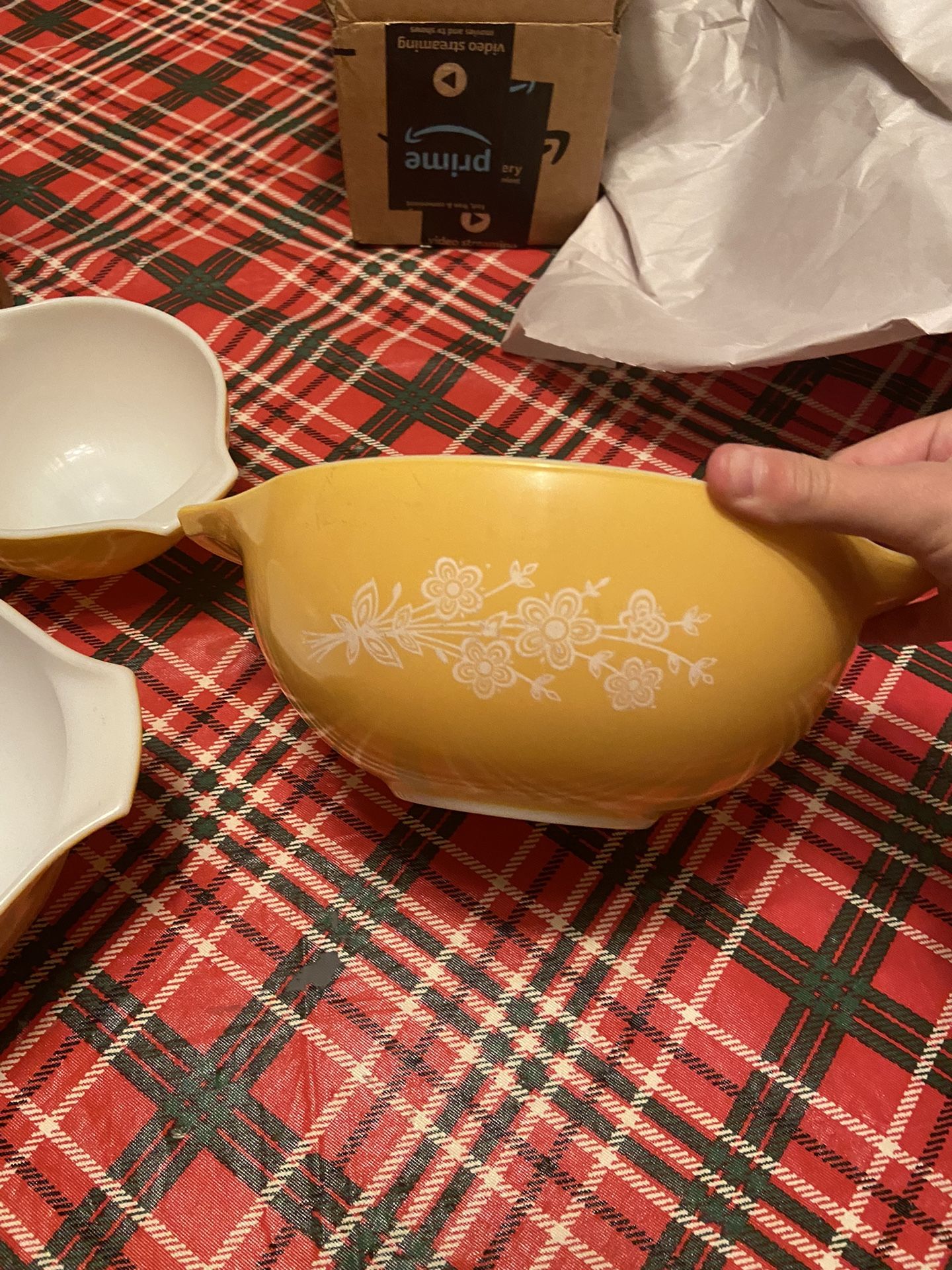 Vintage Pyrex Butterfly Gold Nesting Bowls 