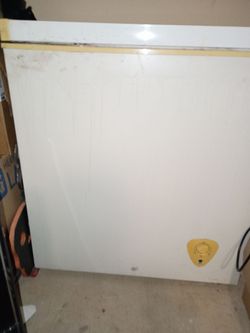 Deep freezer