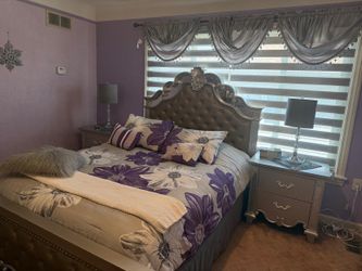 Bedroom set