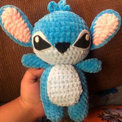 Stitch 💙 - Handmade ✨