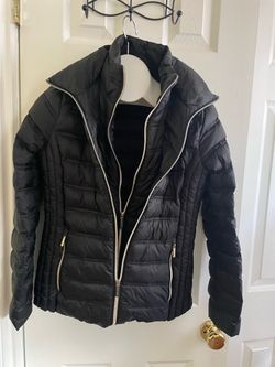 Michael KORS Black Puffer Jacket with Gold Zipper