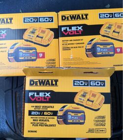 Battery Dewalt 9 ah flex volt  and fast charger 8 amps
