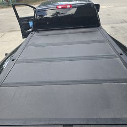 2024 Ram 3500 Dually 8 foot bed Truck Bed Cover