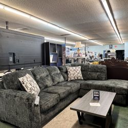 🚚Hot Deal🚚Brand New 2pc Name Brand Sectional Couch $1199, Finance Available, Delivery Available 