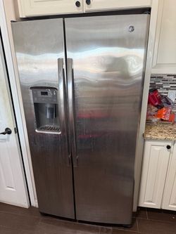 LG refrigerator