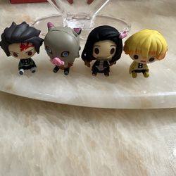 Demon Slayer mini figures 4pcs brand new (About 6-7cm)