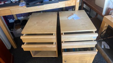 2 Small rolling drawers