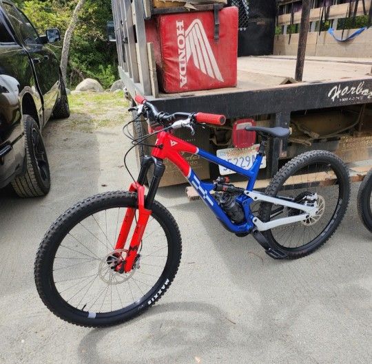 Custom YT Jeffsy Uncaged MX Size Large