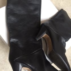 Boots Women's Size 9