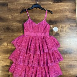 Brand New Woman’s Pearl Georgina Chapman of Marchesa brand Pink Dress 