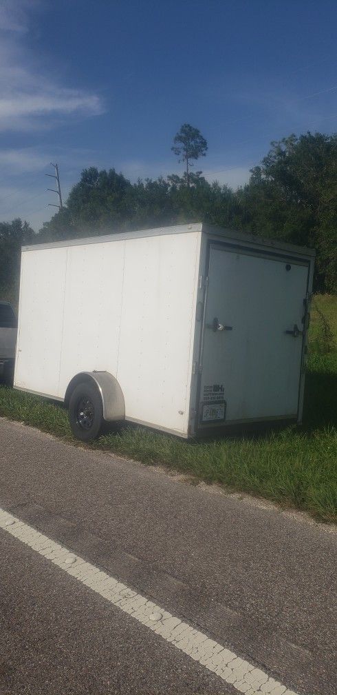 6x12 Enclosed Trailer