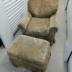 Over Size Lounge Chair And Ottoman