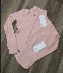 Light pink Lululemon