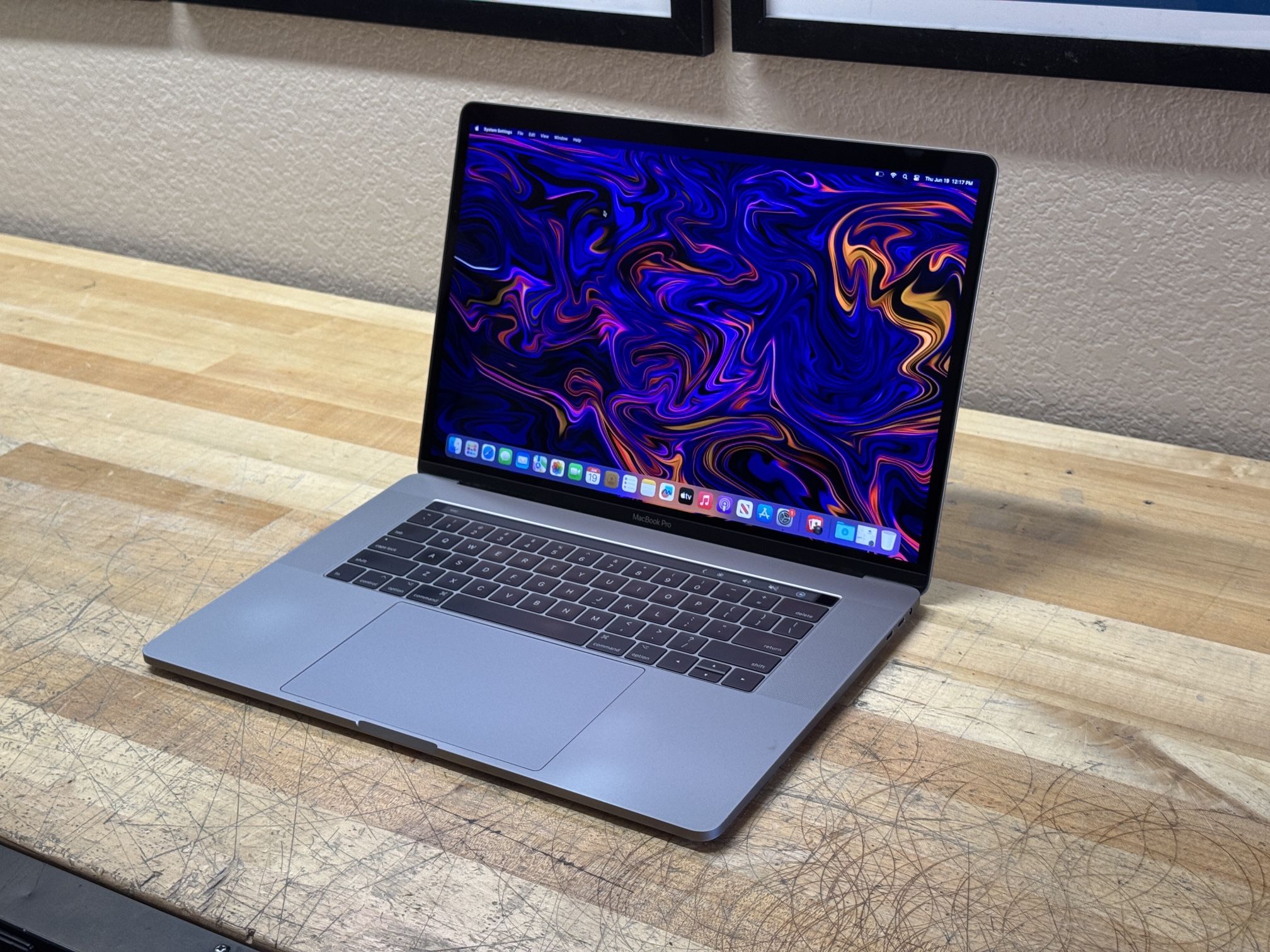 2017 15” MacBook Pro - 3.1 GHz i7 - 16GB - 500GB SSD