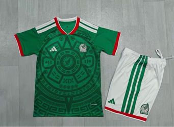 Children's version of Mexican jersey set